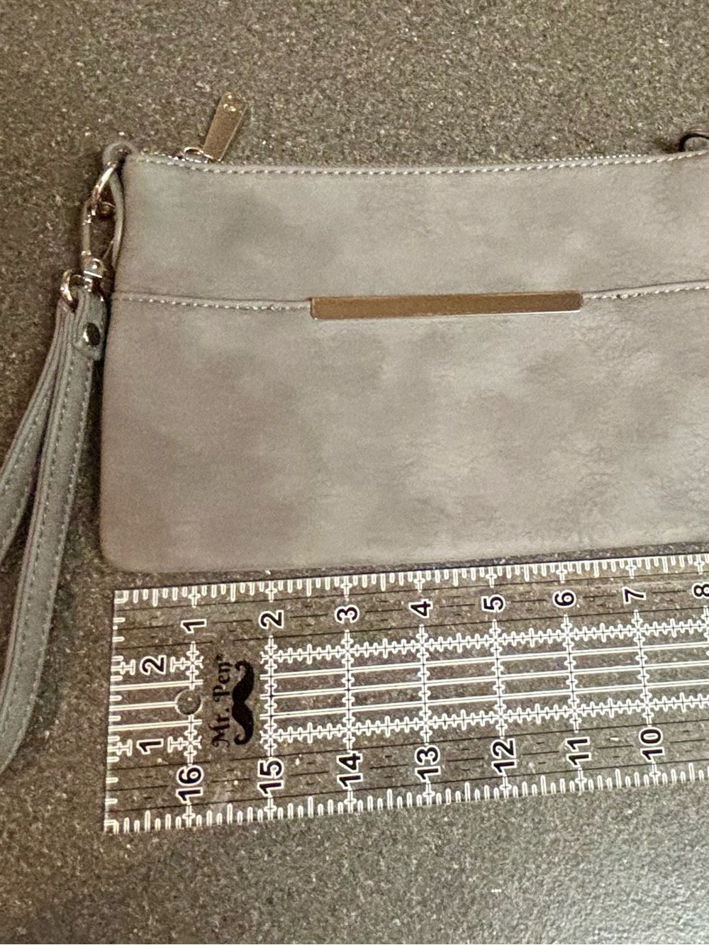 Charming Charlie Light Gray Wristlet Clutch
